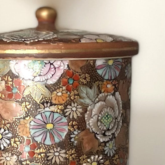 Kutani Vintage Candle